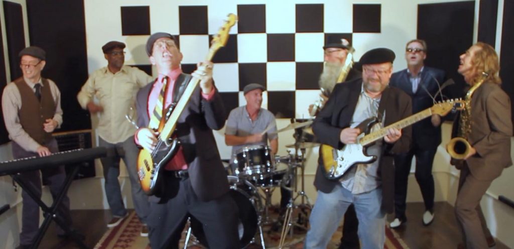 ska 'n' bones, smally fingers